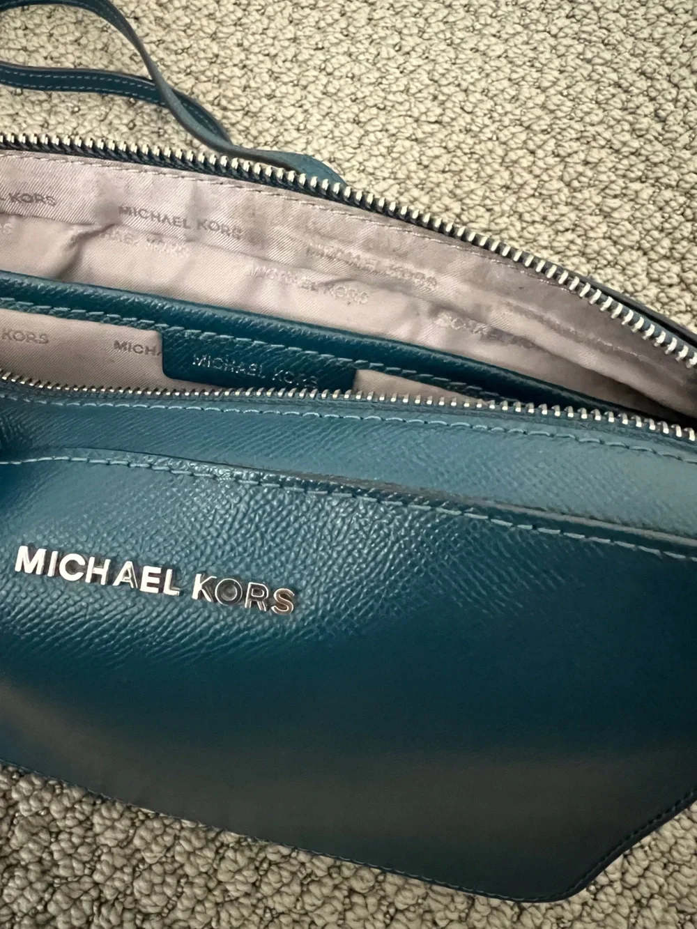 Michael Kors Teal Saffiano Crossbody Satchel Bag with Silver Link Chain - Picture 2 of 6